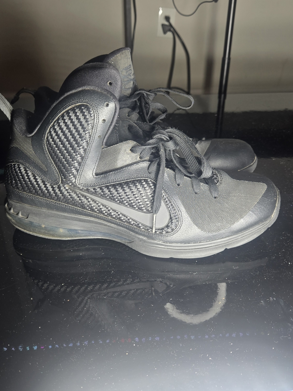 Lebron 9 IX Blackout Men's US Size 13  469764-001 NIB Deadstock